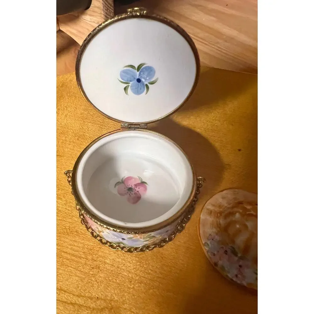 Vintage Limoges France Hand Painted Porcelain Trinket Box Peint Main Signed GS